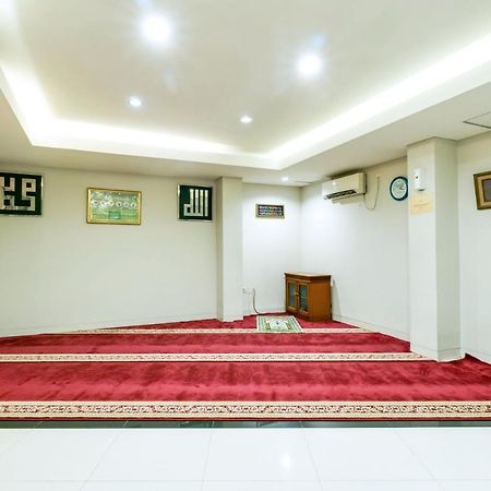 Sofyan Hotel Soepomo Jakarta Exterior photo