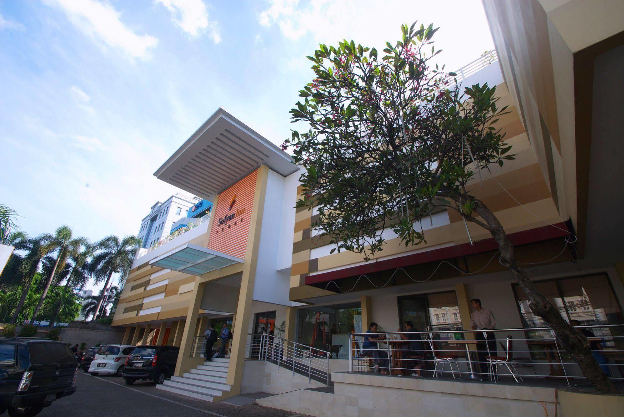 Sofyan Hotel Soepomo Jakarta Exterior photo