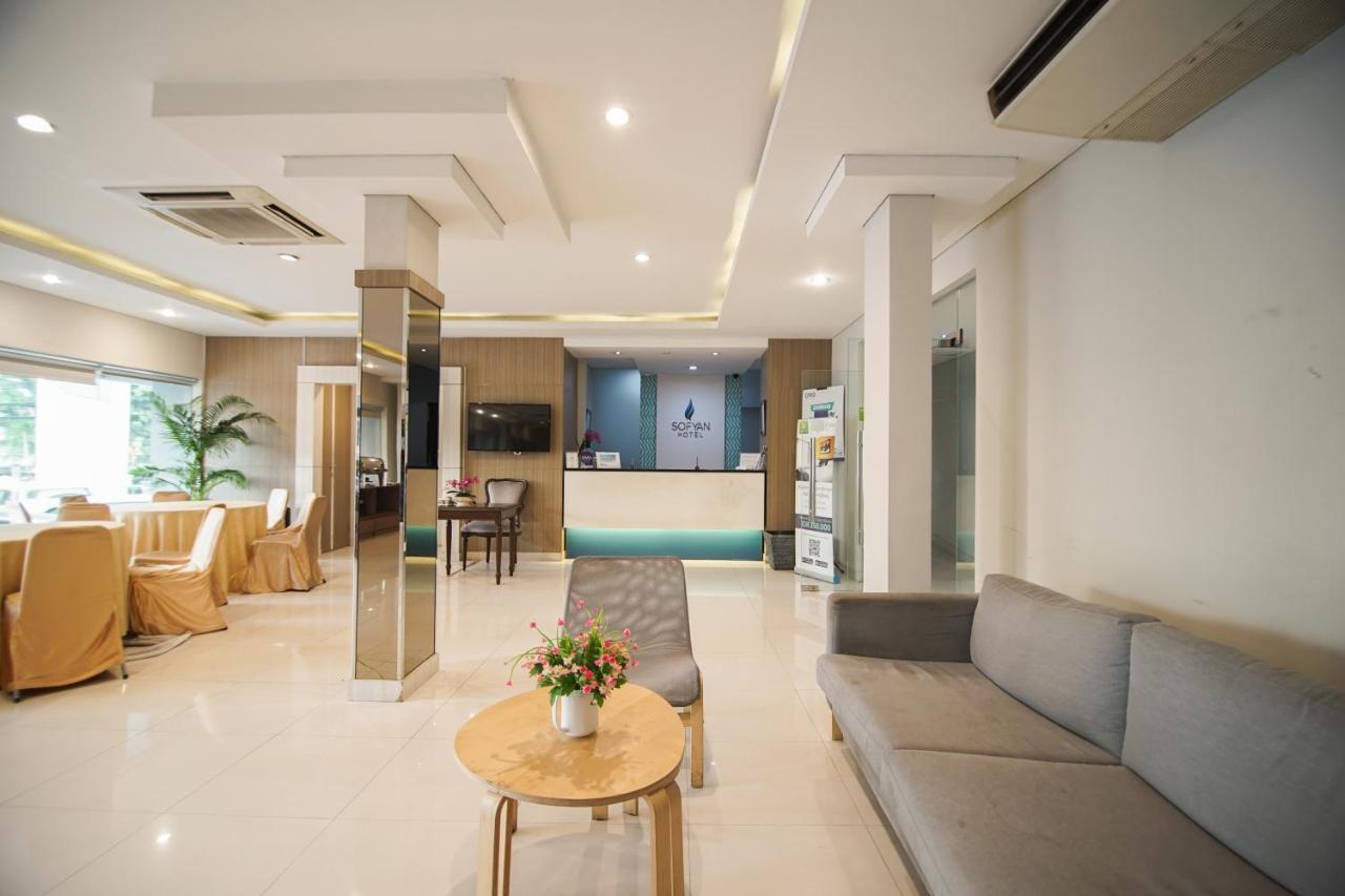 Sofyan Hotel Soepomo Jakarta Exterior photo