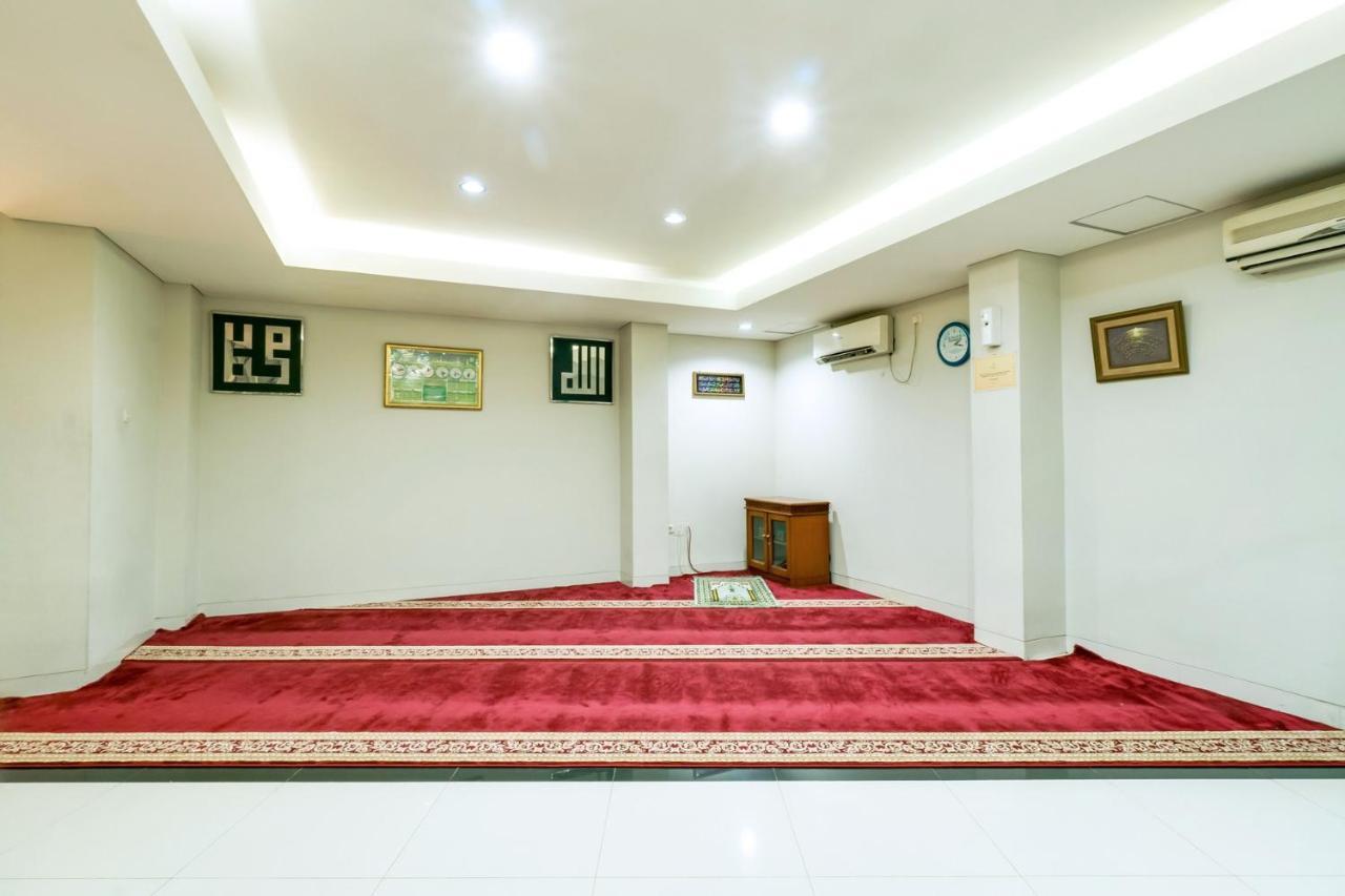 Sofyan Hotel Soepomo Jakarta Exterior photo